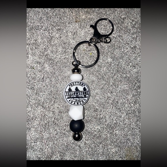 Handmade Yellowstone beaded items - Picture 4 of 8